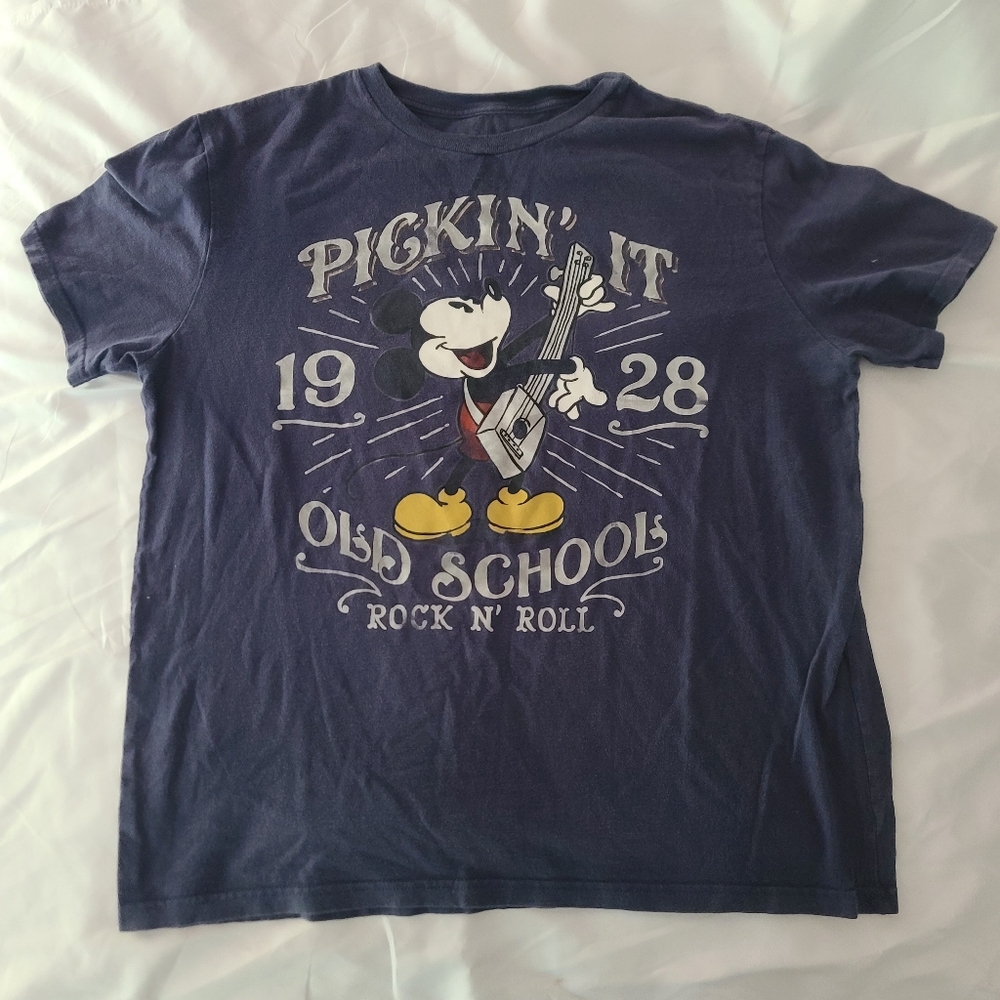 Vintage Disney Picking It Old School Tshirt Size Medium